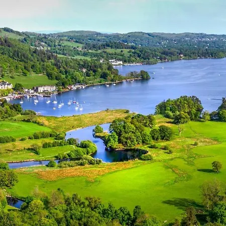 Spring Semesterbostad Windermere